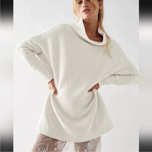 Free People — Ottoman Slouchy Tunic — NWT — Size S — Ecru (cream)